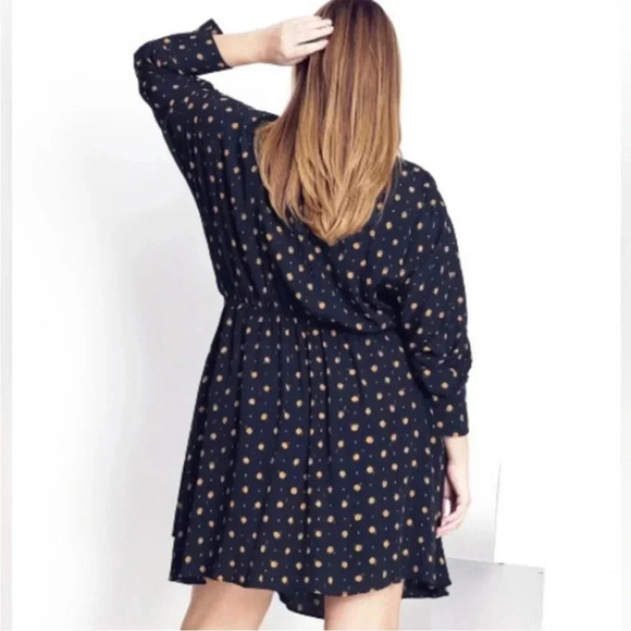 Refinity City Chic dress twist front  midi dress in sweet nothing - Picture 3 of 13